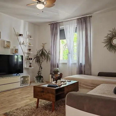 Apartman With Parking Space - 27909