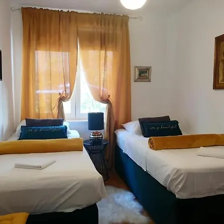 Appartement With Parking Space - 27909 Split